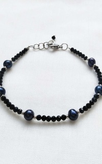 Jewelry Furry - Black - Fresh Water Pearls