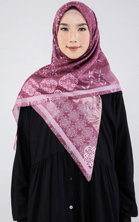 Hijab Motif Pansy Voal Scarf Plum