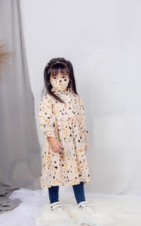 kids' clothing Sabrina Abstract Kid with  Mask 