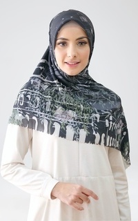 Hijab Motif Around The World Scarf