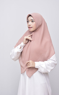 Instant Hijab Bella Instan Square Hijab Syari Beige