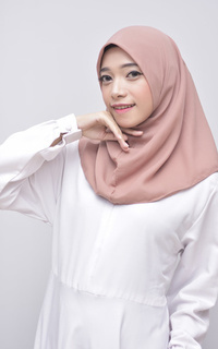 Daily Instan Hijab Square Beige