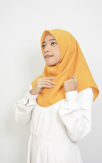 Instant Hijab Vervessa's Daily Instan Hijab Square Mustard