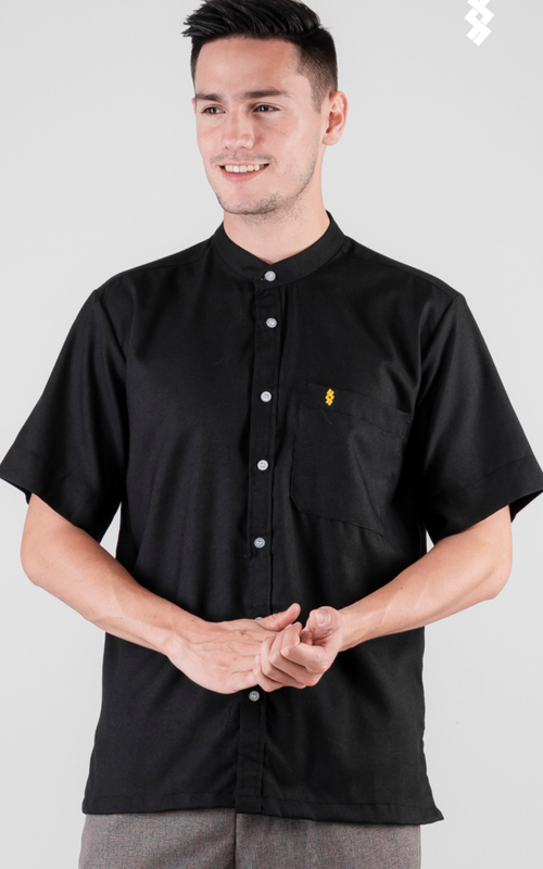 Pakaian Pria - Basic Shirt Short Sleeve - Black - Black