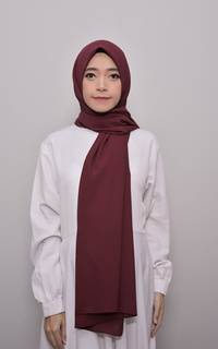 Vervessa's Pashmina Square Hijab Maroon