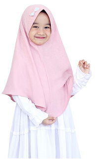 Plain Scarf Hijab Shezan peach L (6-10 tahun)