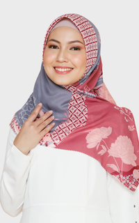 Hijab Motif Hijab Segi Empat  Voal Lasercut Marrakech Pink