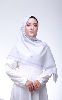 Hijab Motif Silver Tulip