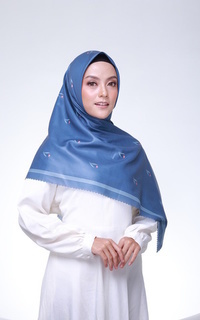 Hijab Motif Yale Blue Tulip