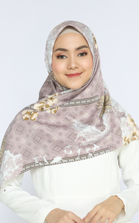 Printed Scarf Hijab Segi Empat Ultimate Silk Lasercut Camelia  Lilac