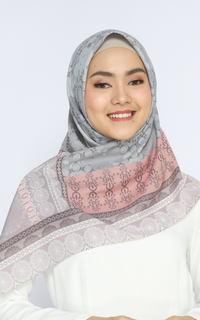 Printed Scarf Hijab Segi Empat  Voal Ultrafine Lasercut Jasmine Cake