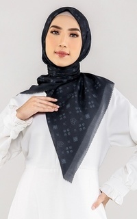 Hijab Motif Malicca Monogram Series Midnight Black