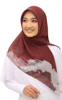 Hijab Motif Elzatta Kerudung Segi Empat Obelia Marina Maroon-422992