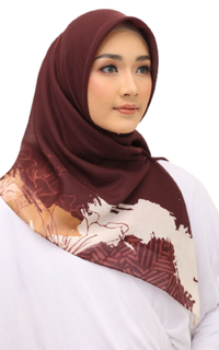 Hijab Motif Elzatta Kerudung Segi Empat Obelia Marina Coklat-422995
