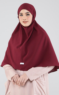 Hijab Instan Basic Bergo in Maroon