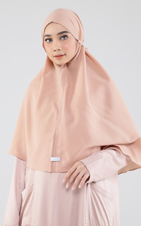 Hijab Instan Basic Bergo in Sand