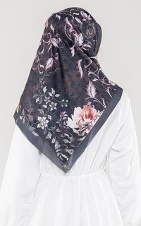 Printed Scarf Janna Ink (Voal Square) Black-429009
