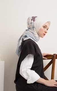 Printed Scarf KATAHATI BUTTERFLY SERIES SCARVES & TWILLY Pansy Grey-436050