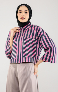 Kemeja Gaia Crop Shirt - Black