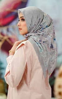 Hijab Motif The Ederra Voal Square - Glacier