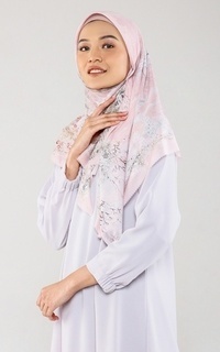 Hijab Motif Spring Series - Carnation Pink