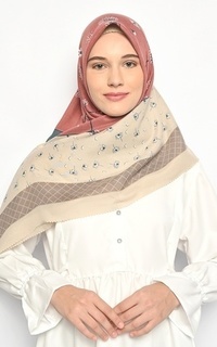 Printed Scarf Hijab Segi Empat Voal Lasercut Azara