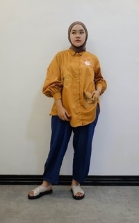 Kemeja Flower Embroidery Shirt