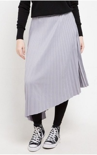 Skirt Asymetrical Plisket Skirt Light Grey