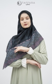 Hijab Motif Kanaya Ethnic Series in Black