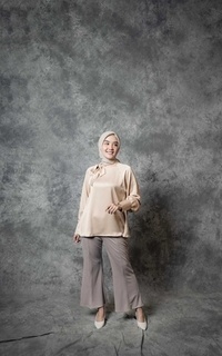 Blouse EMERY TOP IN TAN TAN-498032