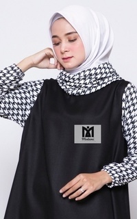 Blus Blouse Hitam Cotton Turtu modami