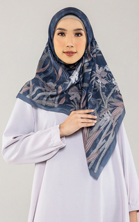 Hijab Motif Zenia Blue (Voal Square)