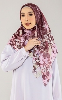 Hijab Motif Poppy Maroon (Voal Square)