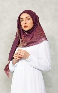Hijab Motif FAHIRA SERIES BURGUNDY