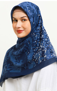 Printed Scarf Voal Hijab Segi Empat Memona