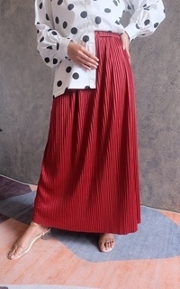 Skirt Pleatsy Skirt Maroon (Last Stock)