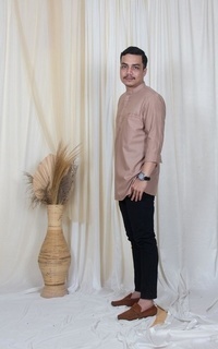 Menswear Koko Pria Brown