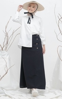 Rok Kimi Button Skirt Black