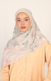Hijab Motif Akio Scarf Raya Collection