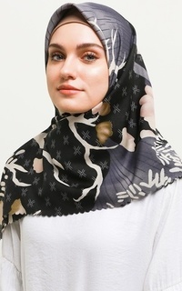 Printed Scarf Voal Hijab Segi Empat Rabia