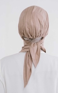 Shop Lozy Hijab Inner Shirt Nude Cream Manset