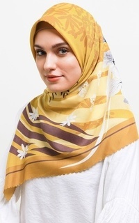 Printed Scarf Voal Hijab Segi Empat Naomi