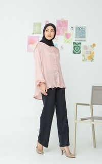 Kemeja Sora Oversized Shirt Peach