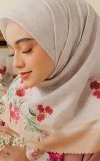 Hijab Motif Katahati Safe Haven Series Scarves