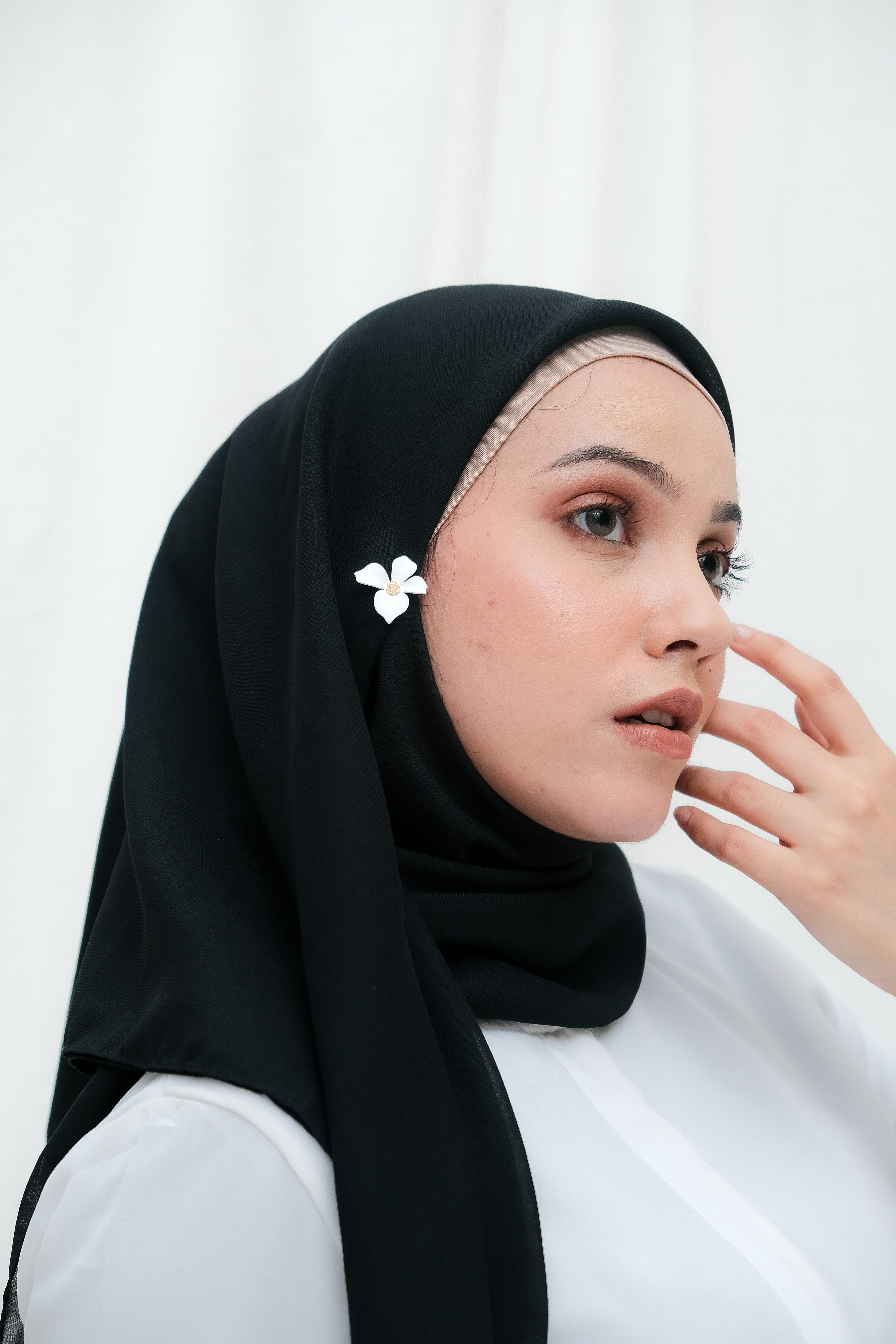 Plain Hijab Square Black