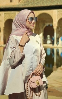 Hijab Motif The Granada Voile Square - Pink Mist
