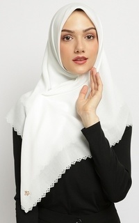 Hijab Polos Signature Ultrafine Voal Splashed White 764.AC41.19