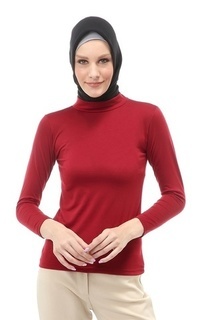 Inner Shirt Sabrina Manset Kaos Muslimah Atasan Wanita Long Sleeve Polos Relaxed Fit - Maroon