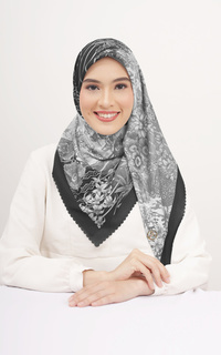 Hijab Motif Sarinah Scarf - Black