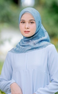 Hijab Motif Premium Scarf / Hijab Motif Segi Empat / Moana Series / UC Essential
